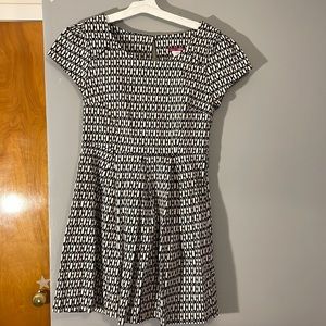 Ixia dress perfect length. Size large.